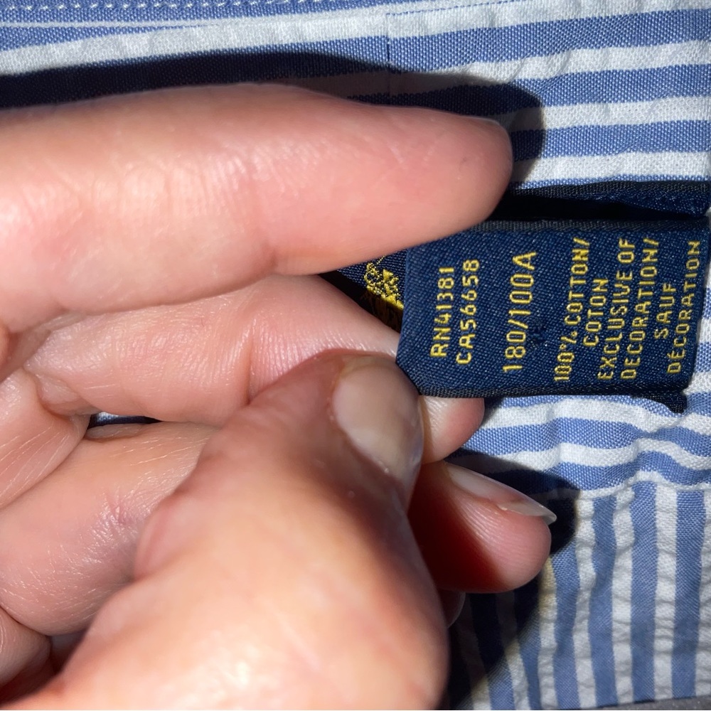 RALPH LAUREN Seersucker Short
Sleeve Button Down Shirt, blue and white - Picture 5 of 6